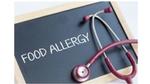 Blackboard with ‘Food Allergy’ written on it with a stethoscope.