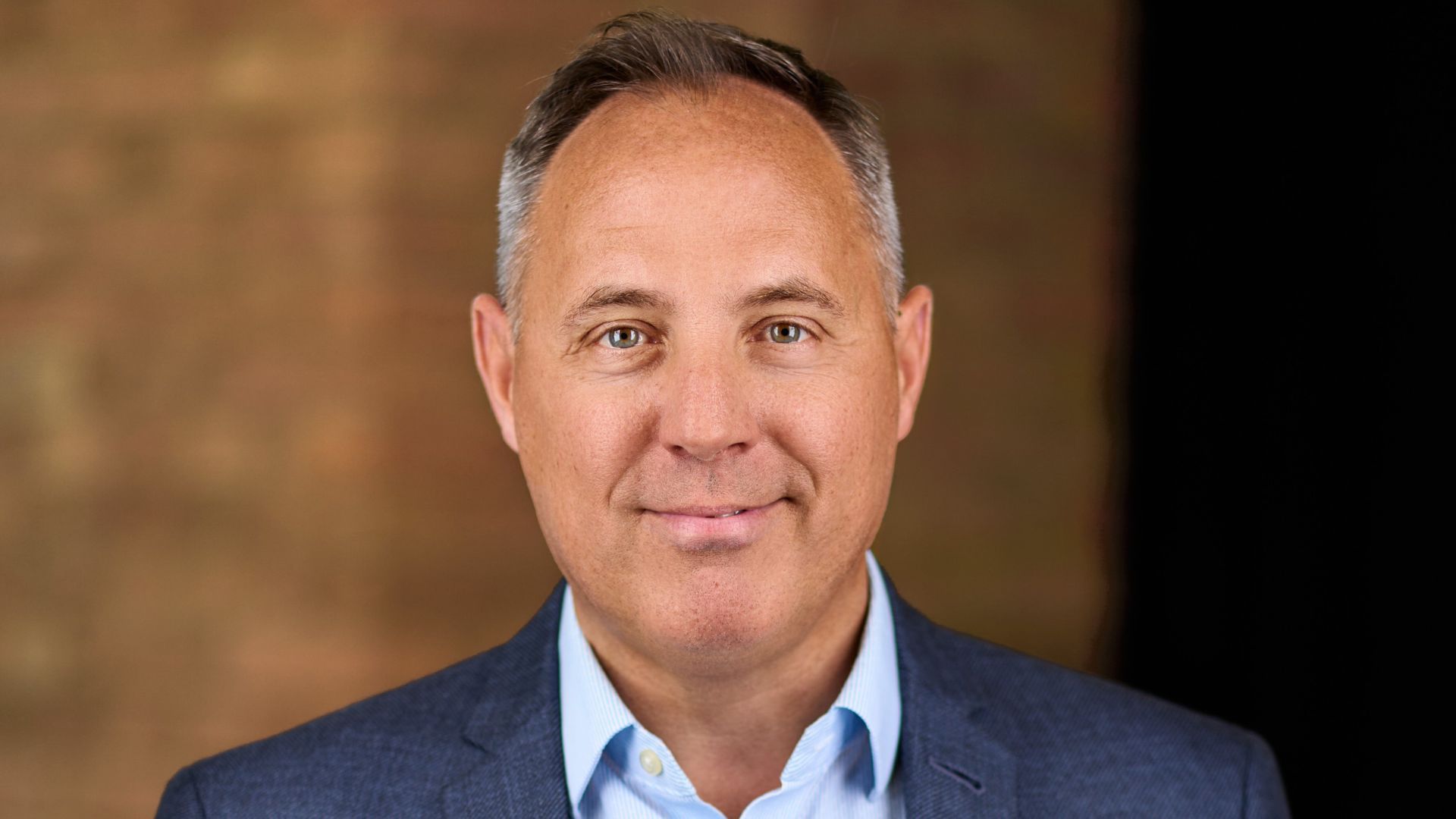 Pablo Costa, Unilever’s Global Head of Packaging in a blue shirt and navy suit
