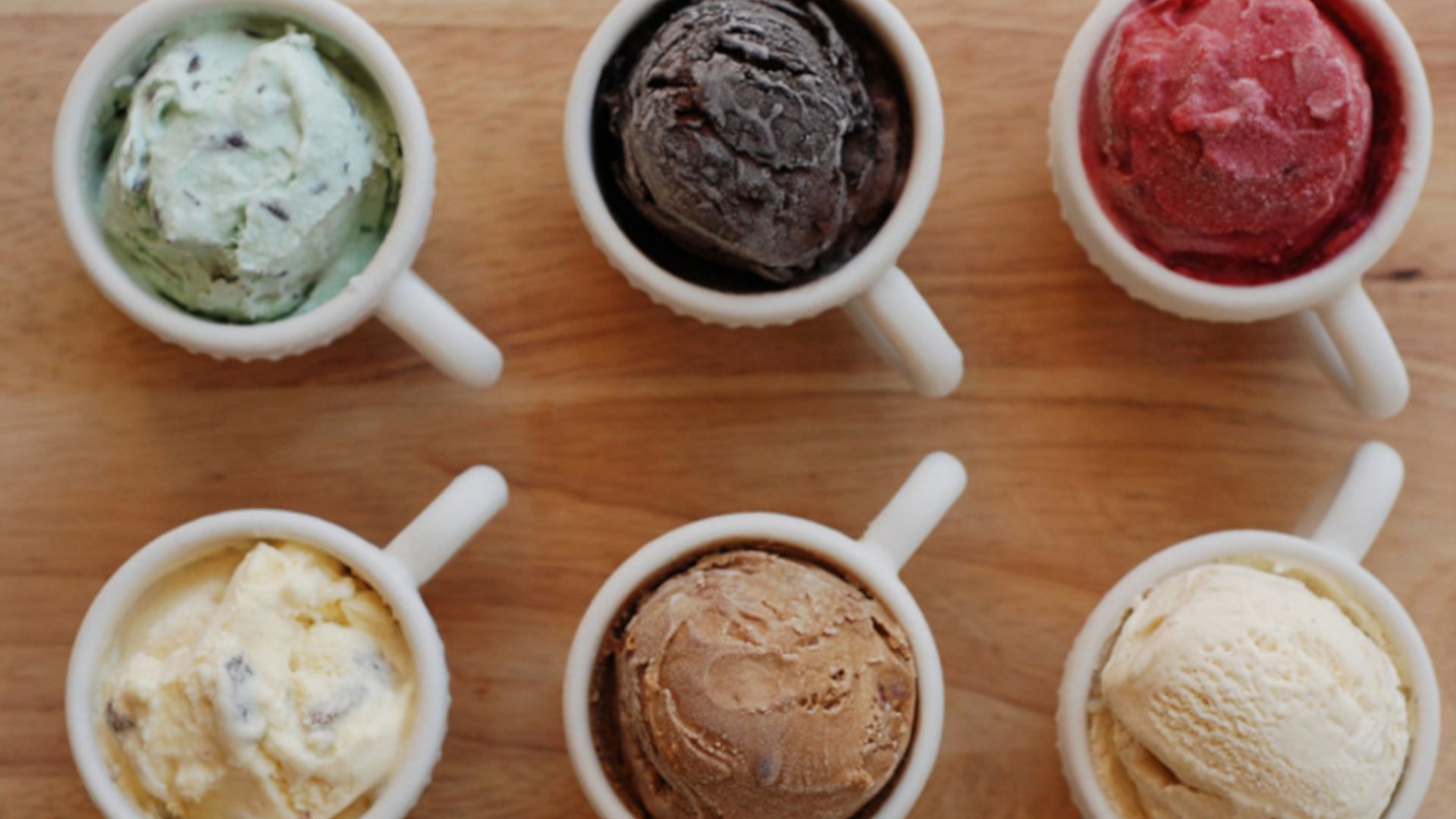 Different ice cream flavors is separate cups